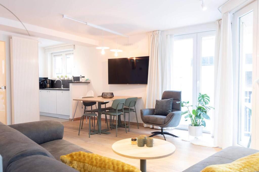 A Bien Venue - Modern Appartement, 50M Van Zee Knokke-Heist Kültér fotó